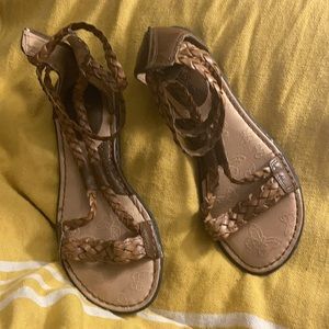 Born Concept Sandals